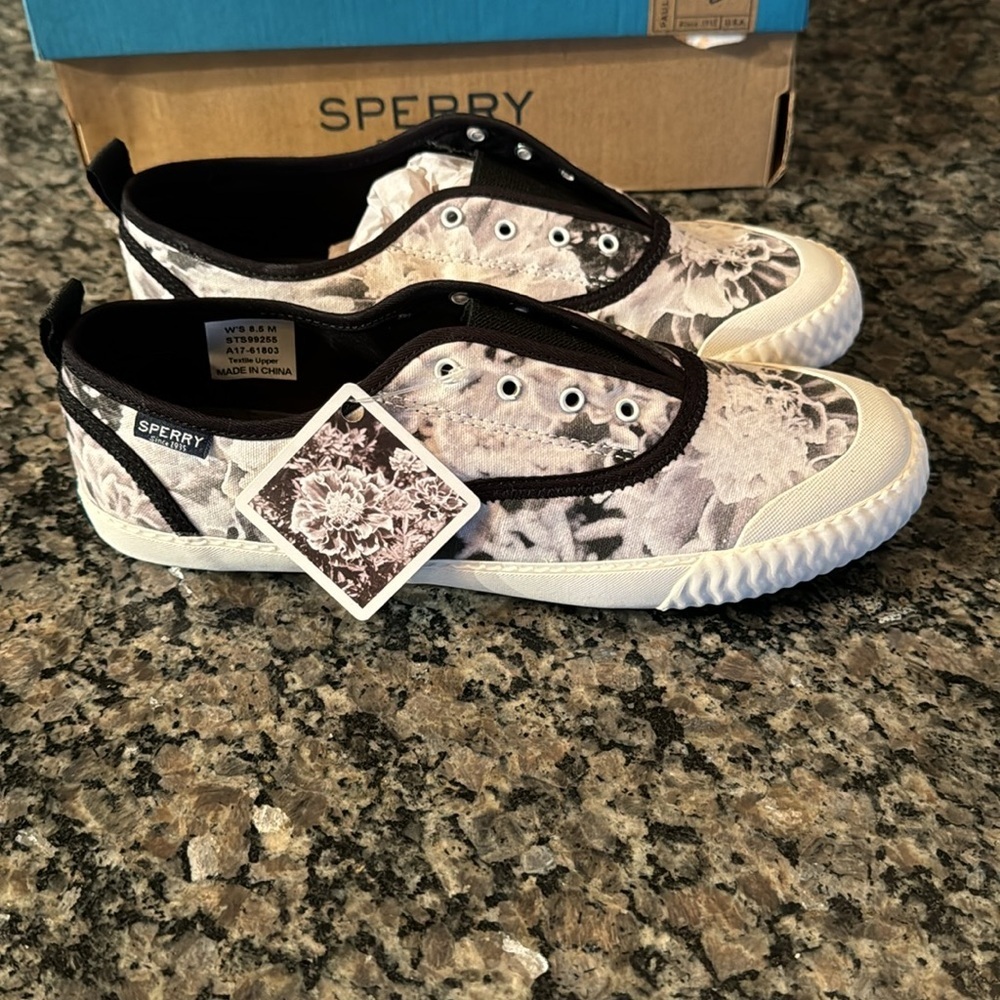 Sperry Sayel Clew Floral Xray NIB 7.5 - Picture 3 of 10